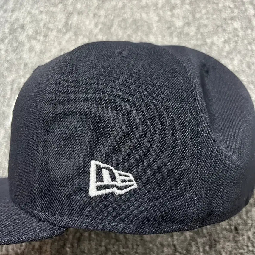 [SOLD OUT] 베이프 뉴에라 피디드 캡