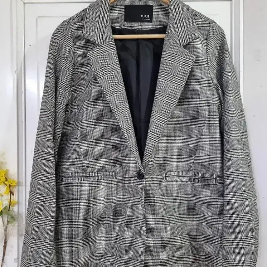 [SOLD OUT] O.F.B 체크 패턴 자켓