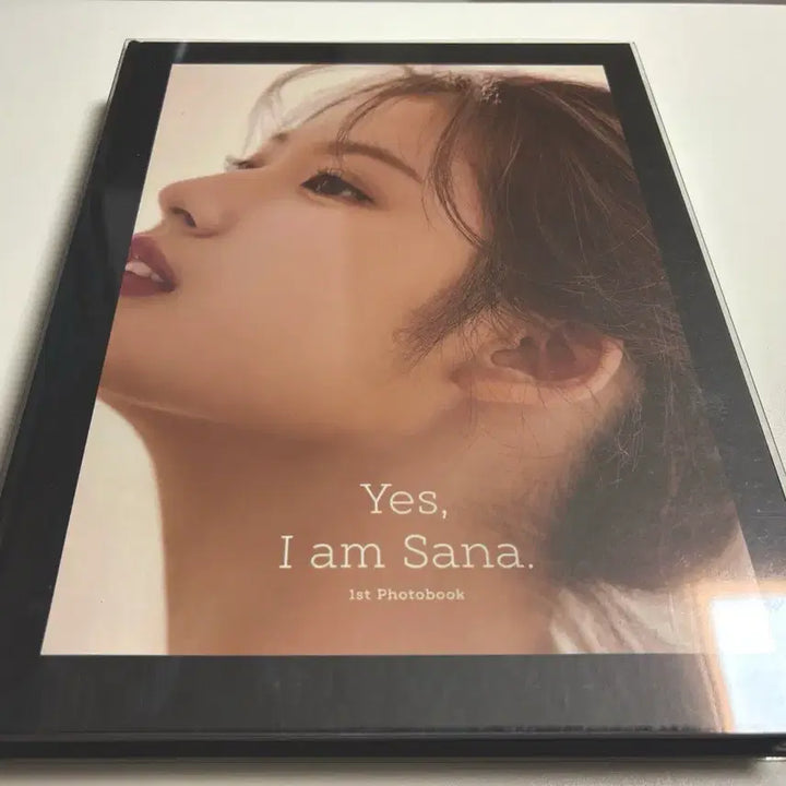 [BUNJANG] Twice Sana 1st Photobook / 트와이스 사나 1st 포토북 Yes, I am Sana.