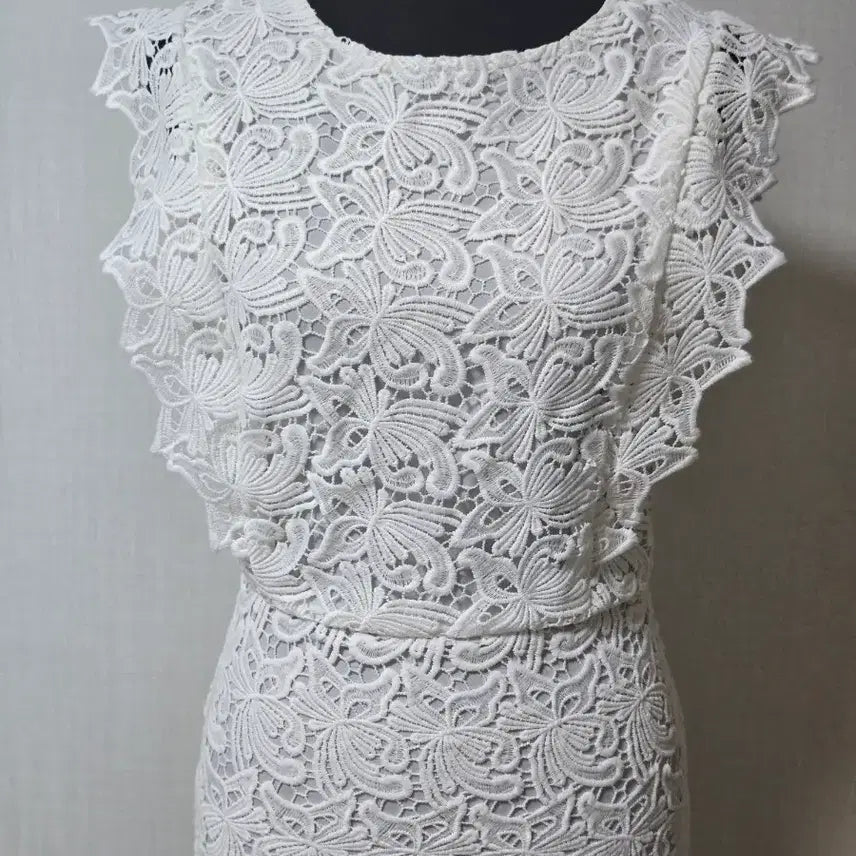 [BUNJANG] White Floral Lace Dress / 화이트 플라워 레이스 원피스
