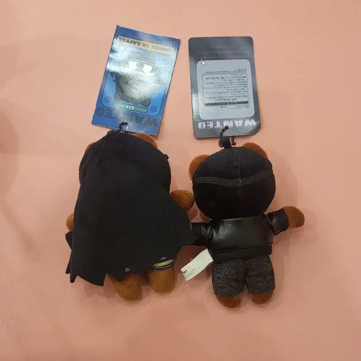 [BUNJANG] Hello Kitty SZA Leather Jacket Doll Keyring Set / 헬로키티 SZA/칸예 가죽자켓 인형 키링 2개 세트