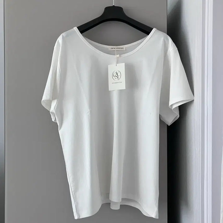 [SOLD OUT] 바이정화 유넥 반팔티 화이트