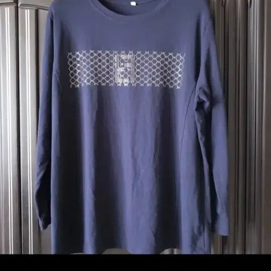 [BUNJANG] Navy Pattern Long Sleeve T-shirt / 네이비 패턴 긴팔 티셔츠