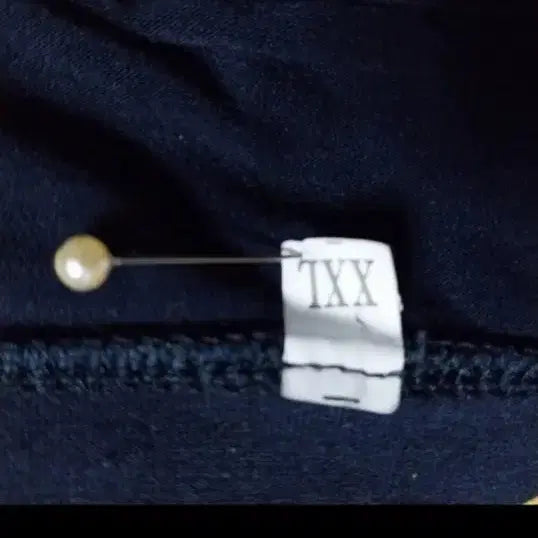 [BUNJANG] Navy Pattern Long Sleeve T-shirt / 네이비 패턴 긴팔 티셔츠
