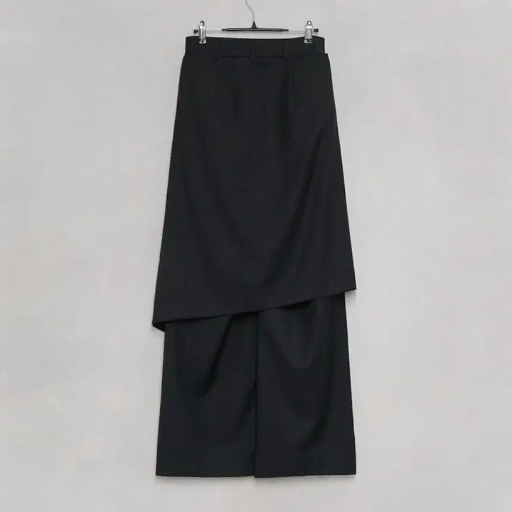 [BUNJANG] THE ILMA Check Karen Pareo Pants / THE ILMA 더일마 CHECK KAREN PAREO PANTS