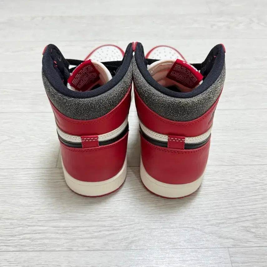 [SOLD OUT] 조던 1 하이 OG 시카고 2022 275