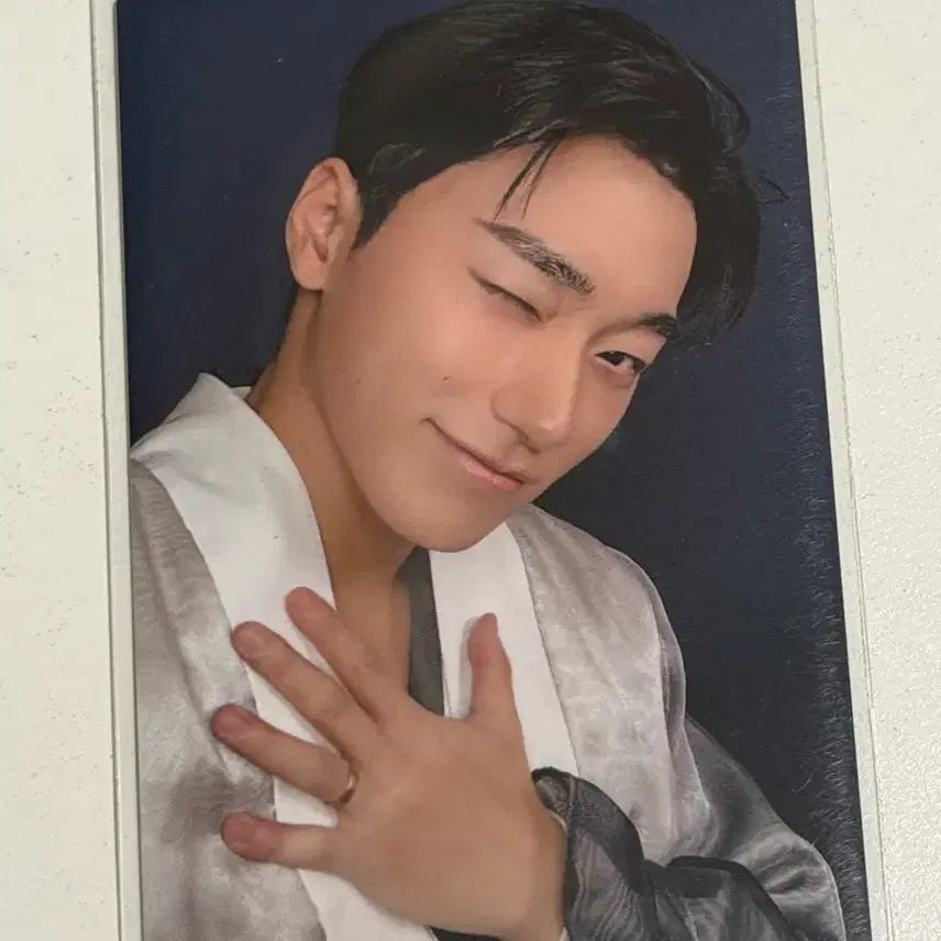 [BUNJANG] ATEEZ San Soundwave Wink Photocard / 에이티즈 산 충섭윙크 사운드웨이브