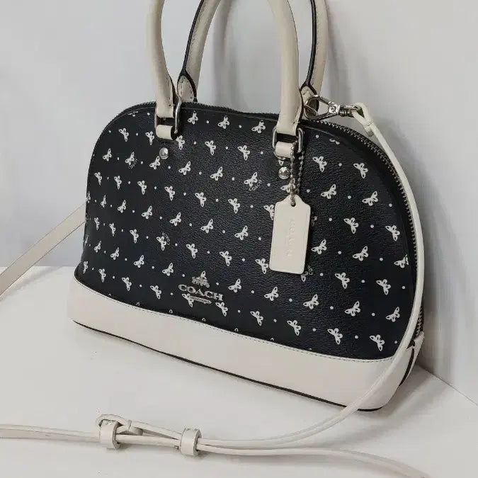[BUNJANG] Coach Butterfly Mini Dome Crossbody Bag / 코치 블랙 나비 미니 돔 가방