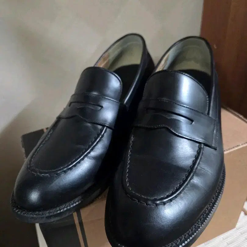 [BUNJANG] Romantic Move New Smart Loafer Black 270 / 로맨틱무브 뉴스마트로퍼 블랙 270