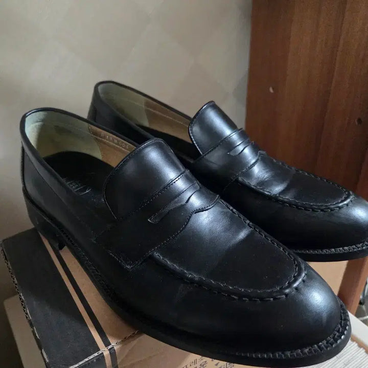 [BUNJANG] Romantic Move New Smart Loafer Black 270 / 로맨틱무브 뉴스마트로퍼 블랙 270