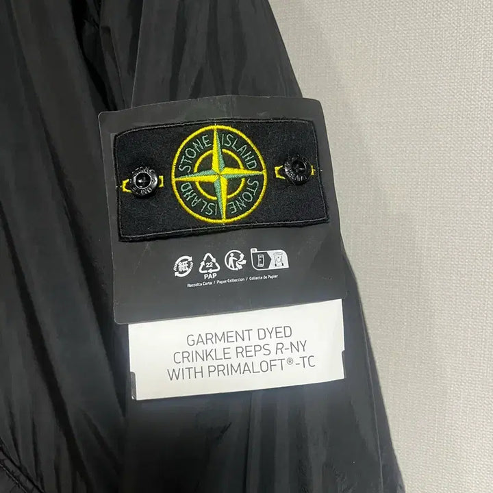 [BUNJANG] Stone Island Crinkle Reps Primaloft Bomber Jacket Black / L/스톤아일랜드 40923 크링클랩스 프리마로프트 봄버 자켓 블랙