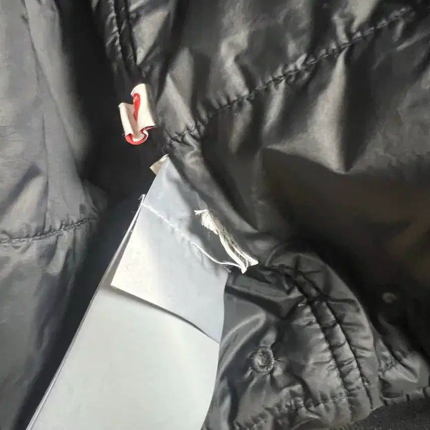 [BUNJANG] Stone Island Crinkle Reps Primaloft Bomber Jacket Black / L/스톤아일랜드 40923 크링클랩스 프리마로프트 봄버 자켓 블랙