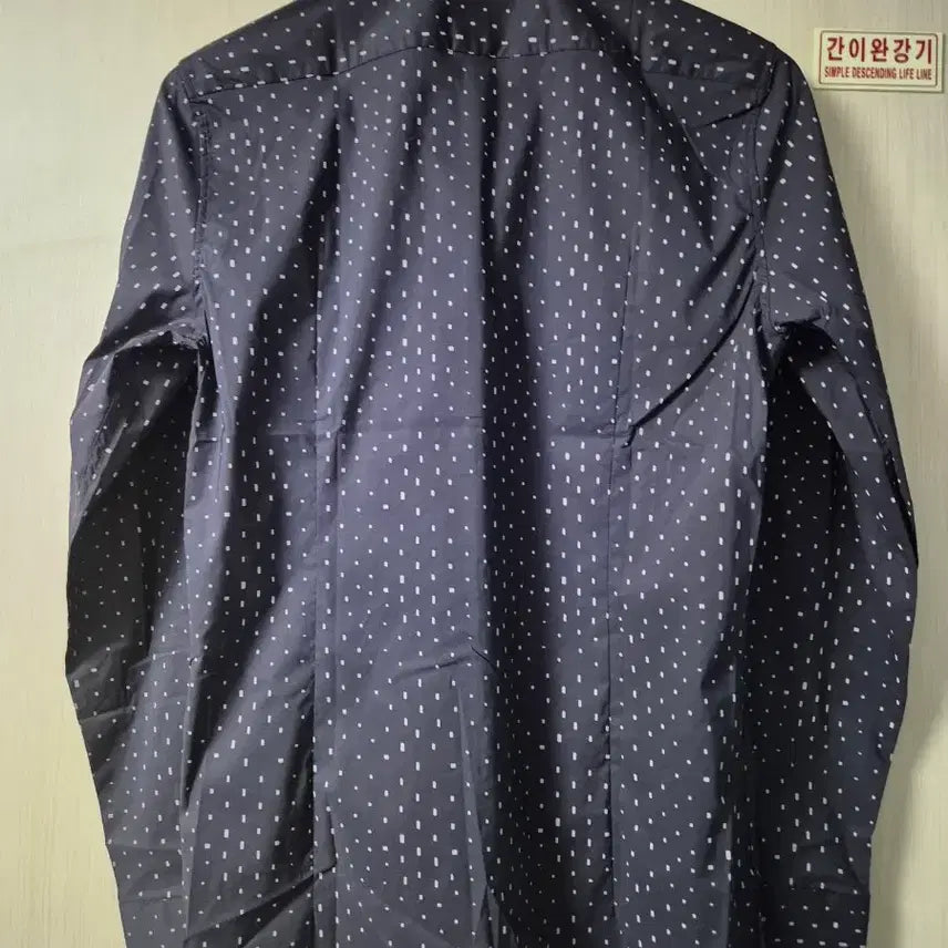 [BUNJANG] SIEG Fahrenheit Navy Dot Slim Fit Shirt / SIEG 파렌하이트 네이비 도트 슬림핏 셔츠 95