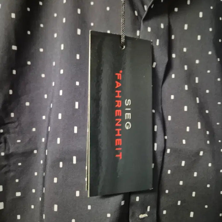 [BUNJANG] SIEG Fahrenheit Navy Dot Slim Fit Shirt / SIEG 파렌하이트 네이비 도트 슬림핏 셔츠 95