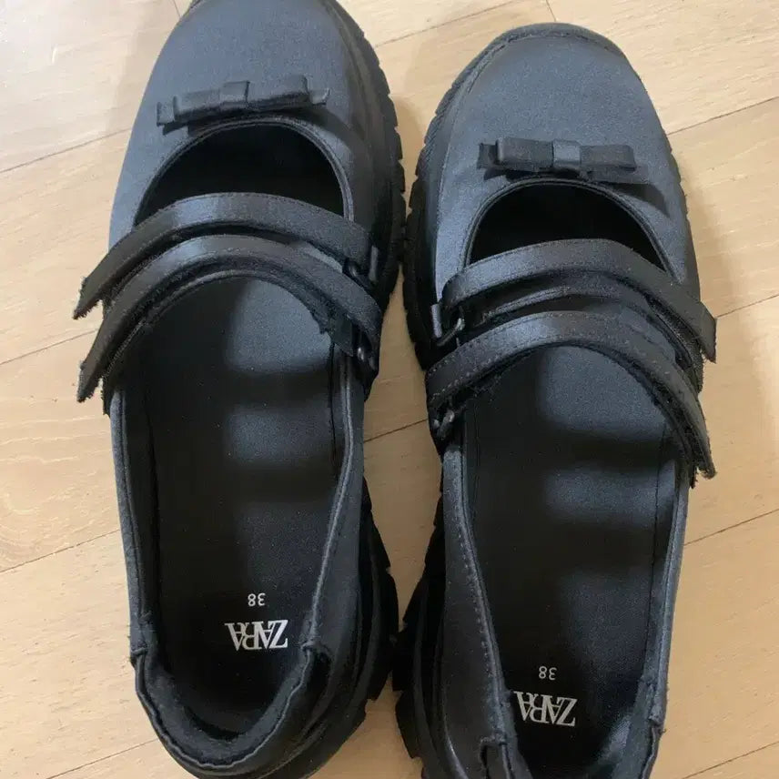 [BUNJANG] ZARA Black Ribbon Mary Jane Platform Shoes / 자라 블랙 리본 메리제인 플랫폼 슈즈