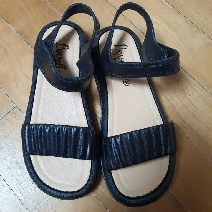 [SOLD OUT] [미사용] Modern Fashion 여성 방수 샌들 블랙 245