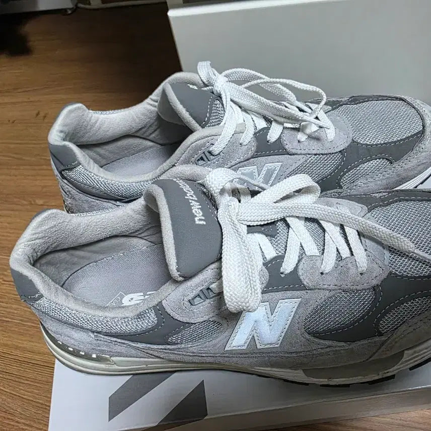[BUNJANG] New Balance 992 285cm Sneakers / 뉴발란스 992 285cm 판매합니다