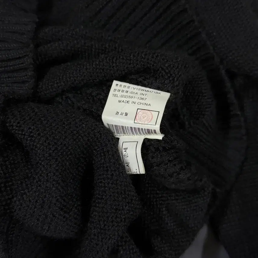 [SOLD OUT] [XL] GV2 jeans 남성 블랙 라운드 긴팔 니트