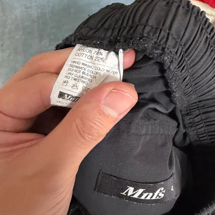 [BUNJANG] MIGNONNEUF 2-way Wide Cargo Jogger Pants - Black (Size 32) / 미뇽네프 2way 와이드 카고 조거팬츠 블랙 32