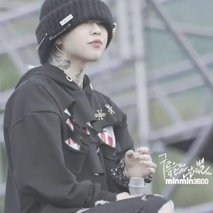 [BUNJANG] XODINARY Oversized Knit Beanie / 엑스오디너리 오버사이즈 니트 비니 / 애쉬 아일랜드
