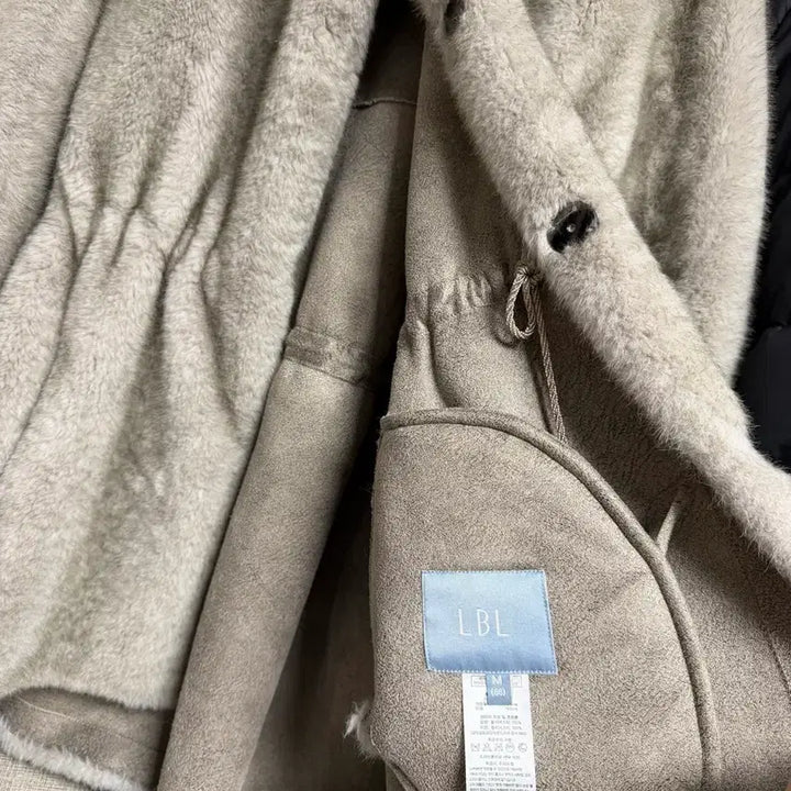 [BUNJANG] LBL Essential Faux Fur Hooded Jacket Silver Gray (M) / lbl 에센셜 FAUX퍼 후드자켓 실버그레이 m (66)