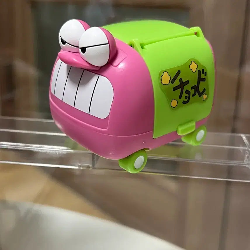 [BUNJANG] Crayon Shin-chan Wani Yama Bus Gacha Figure / 짱구 역할놀이 와니야마 버스 가챠 짱구