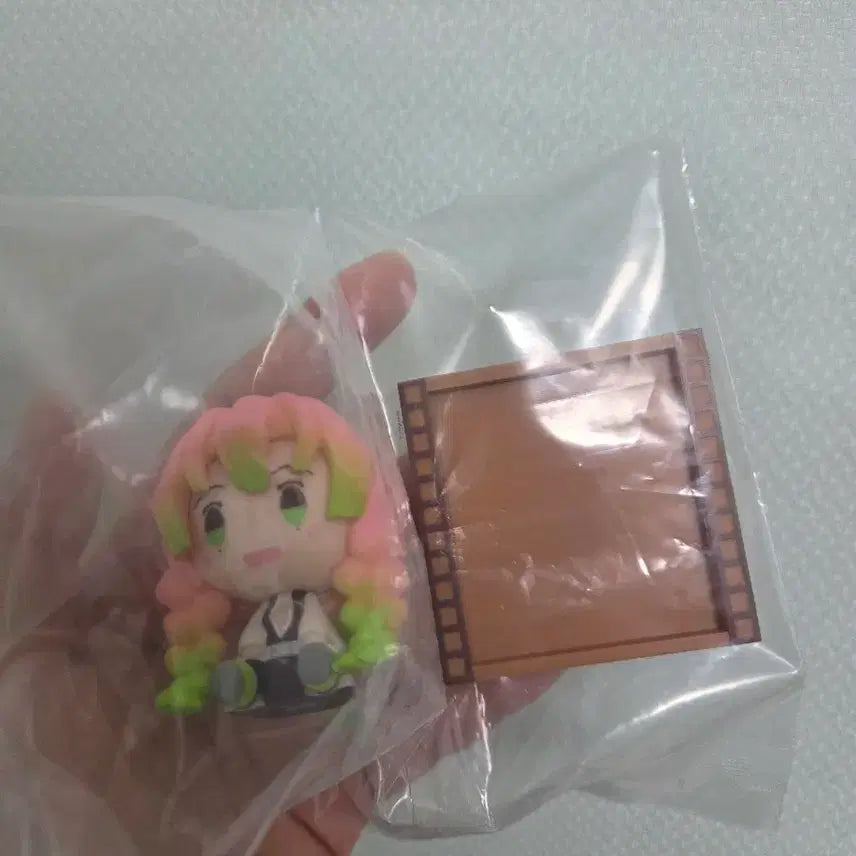 [BUNJANG] Demon Slayer Mitsuri Kanroji Chokonose Figure / 귀멸의 칼날 쿠지 언니의 복수 F상 미츠리 쵸코노코