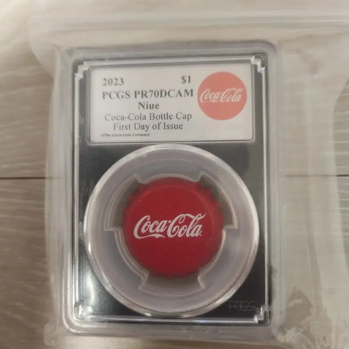 [BUNJANG] Coca-Cola 2023 Bottle Cap PCGS PR70DCAM Coin / 코카콜라 2023 보틀캡 PCGS PR70DCAM 주화
