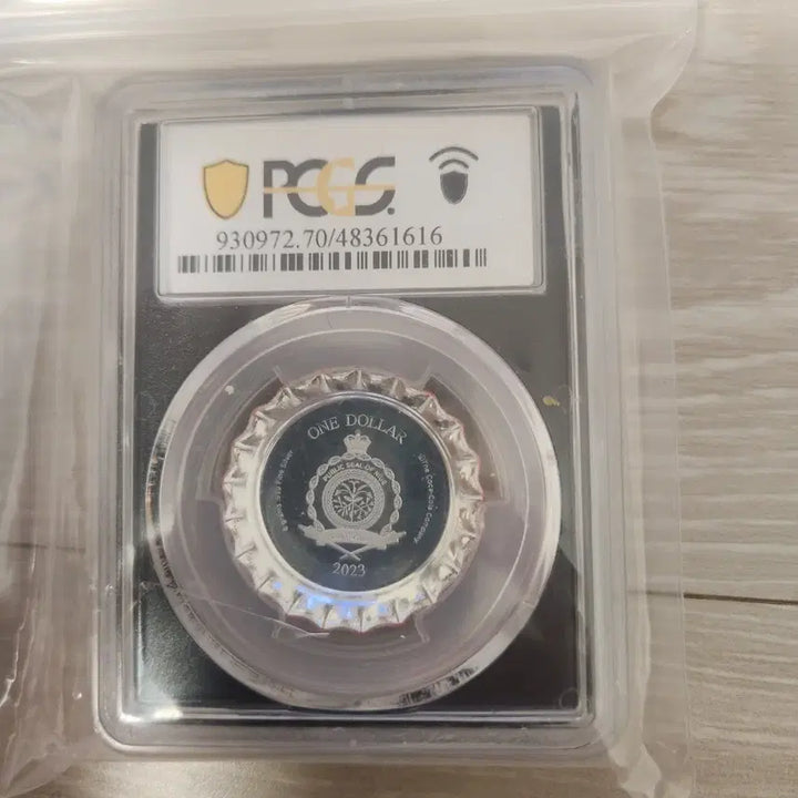 [BUNJANG] Coca-Cola 2023 Bottle Cap PCGS PR70DCAM Coin / 코카콜라 2023 보틀캡 PCGS PR70DCAM 주화