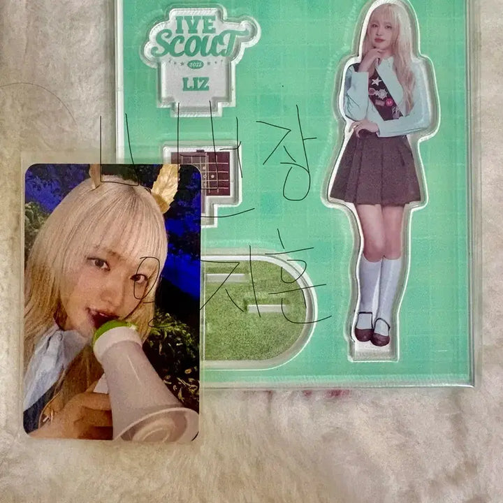 [BUNJANG] IVE Acrylic Stand MD / 매물없음)IVE 아이브 아크릴 스탠드 md