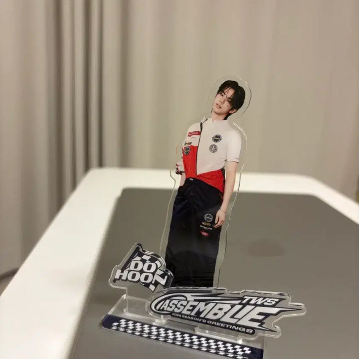 [SOLD OUT] 투어스 도훈 아크릴 스탠드