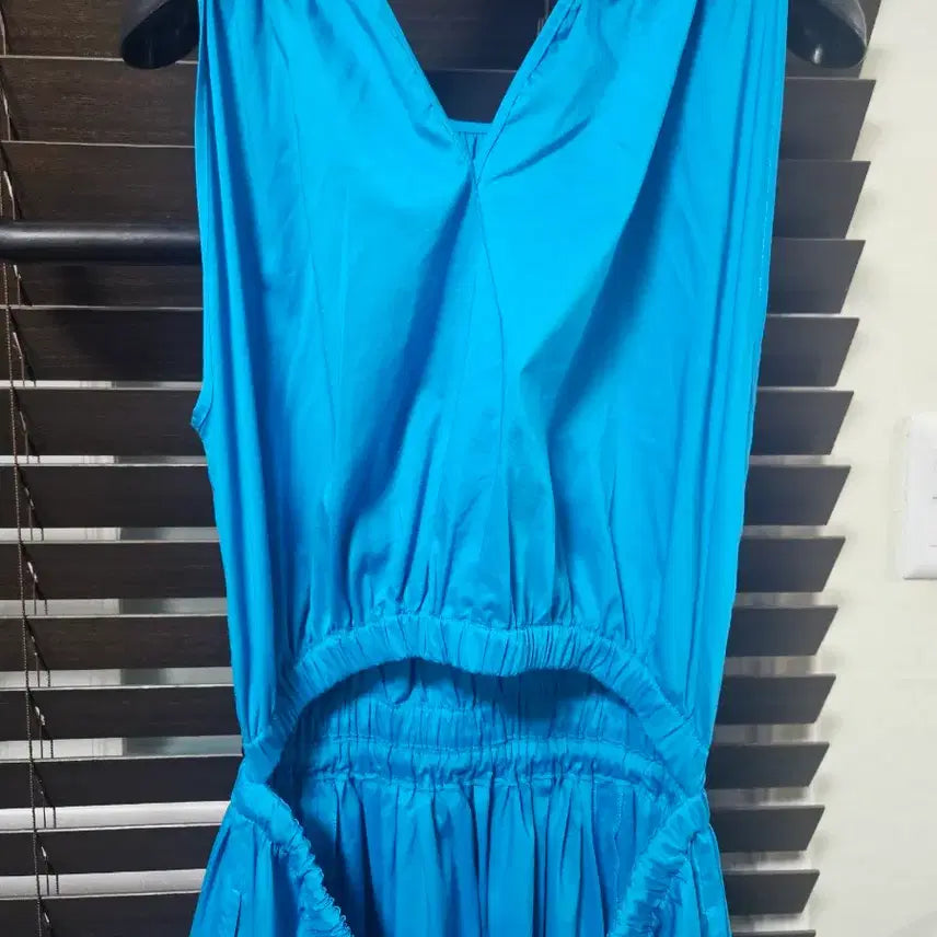 [BUNJANG] Mojo S.phine Blue Cutout Long Dress / 모조에스핀 청량한 블루 컷아웃 롱 원피스