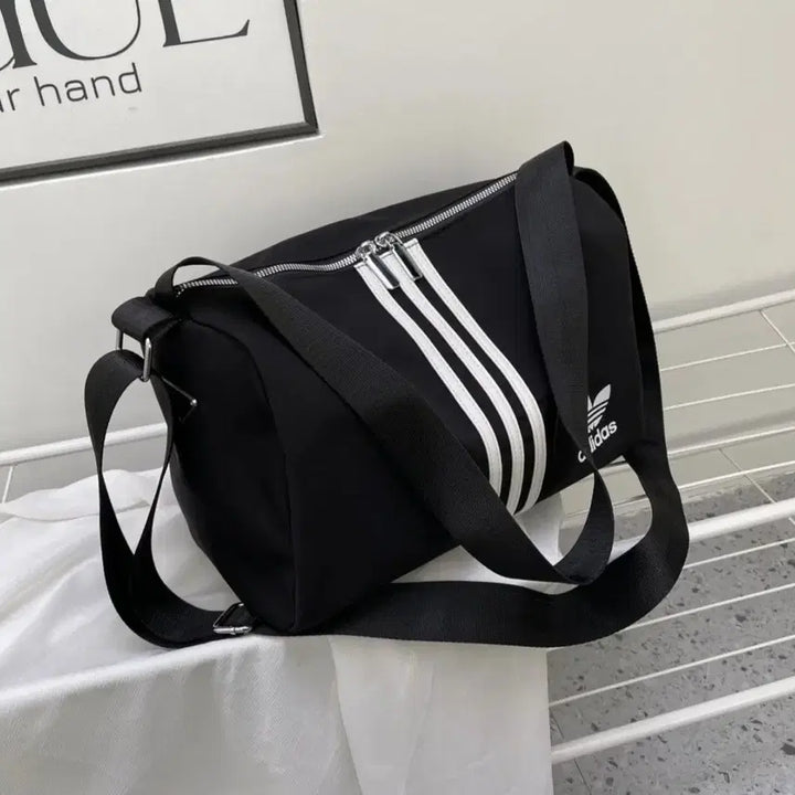 [SOLD OUT] 아디다스 블랙 3선 크로스백