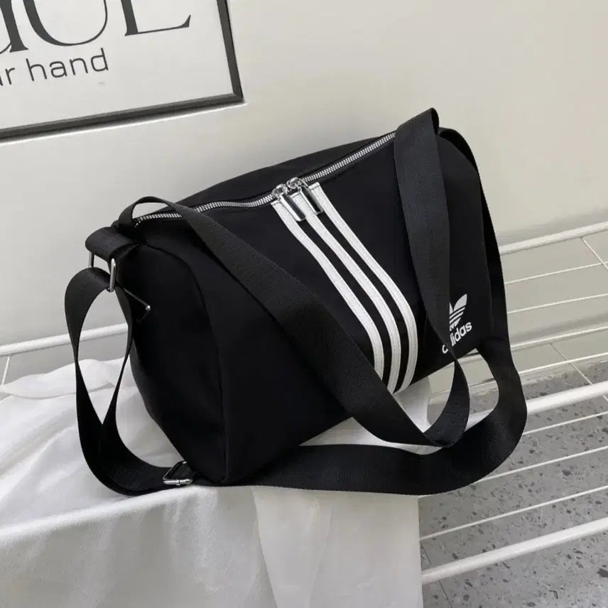 [SOLD OUT] 아디다스 블랙 3선 크로스백