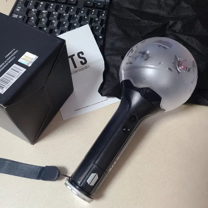 [BUNJANG] BTS (Bangtan Sonyeondan) Official Light Stick Ver. 3 Full Set / 방탄소년단 응원봉 ver.3 풀세트