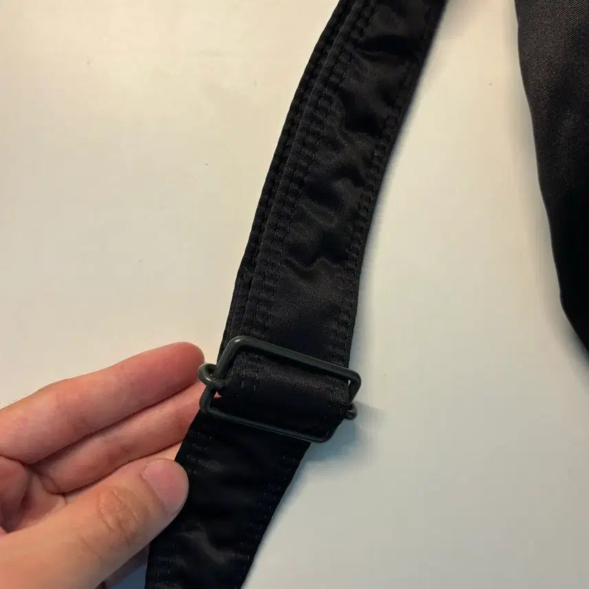 [SOLD OUT] 포터 올뉴탱커 슬링백 집 라지 블랙(622-08633)_크림 구매