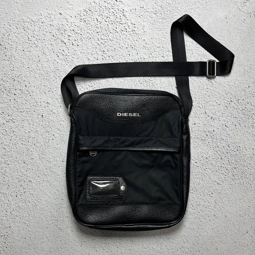[BUNJANG] Vintage Diesel Leather Nylon Crossbody Messenger Bag / Vintage Diesel Leather Nylon Crossbody