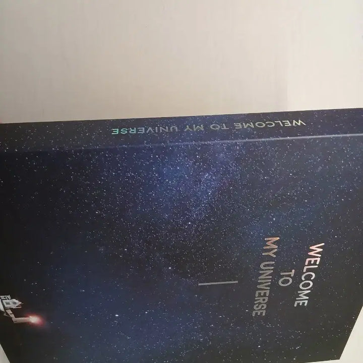 [BUNJANG] Unidentified Binder (Photo, Sticker) / 우주 바인더 (사진, 스티커)