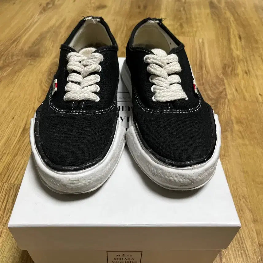 [SOLD OUT] 미하라야스히로 베이커 41