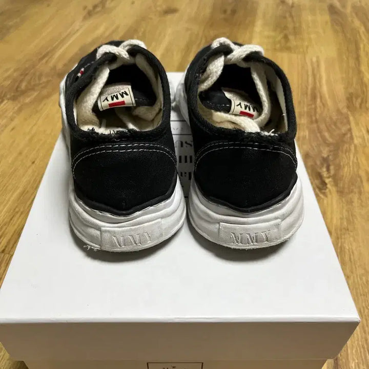 [SOLD OUT] 미하라야스히로 베이커 41