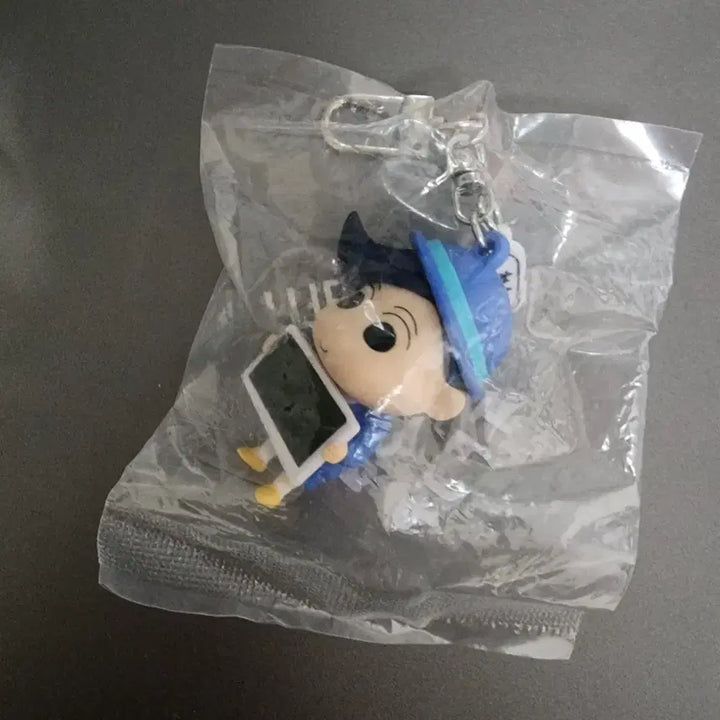 [BUNJANG] Crayon Shin-chan Chulsoo MBTI Figure Keyring / 짱구 엠비티아이 mbti MBTI 키링 철수