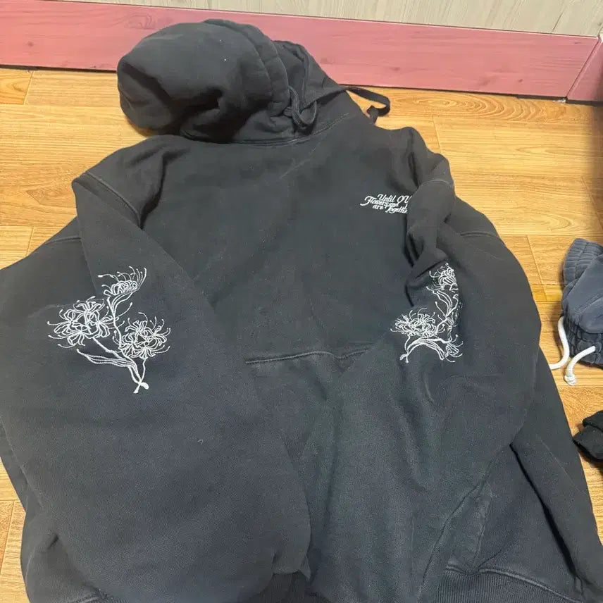 [BUNJANG] Under Armour Assorted Apparel Bundle / 옷 정리/의류/언더아머/니트/바지 등