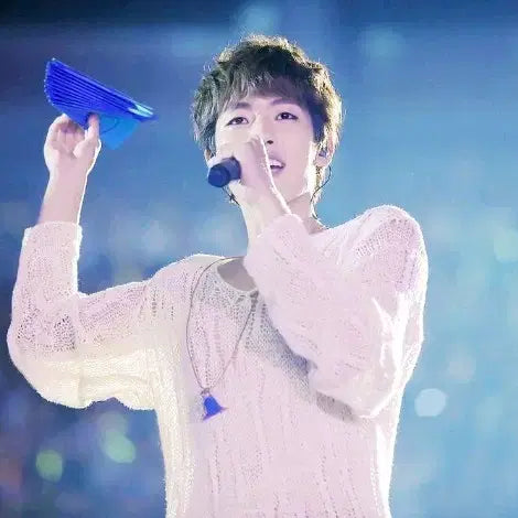 [BUNJANG] Infinite Sungyeol World Tour OGS Signed Paper Airplane Goods / 인피니트 이성열 성열 월드투어 OGS 친필 싸인 종이 비행기 굿즈 콘서트