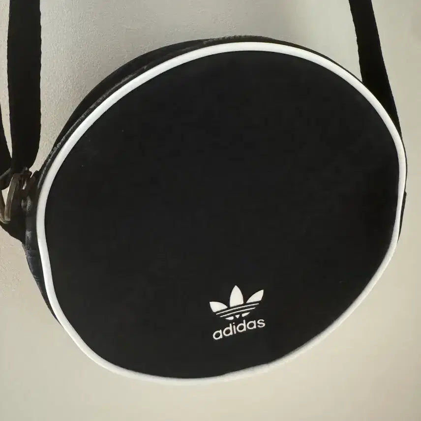 [SOLD OUT] 아디다스 탬버린백