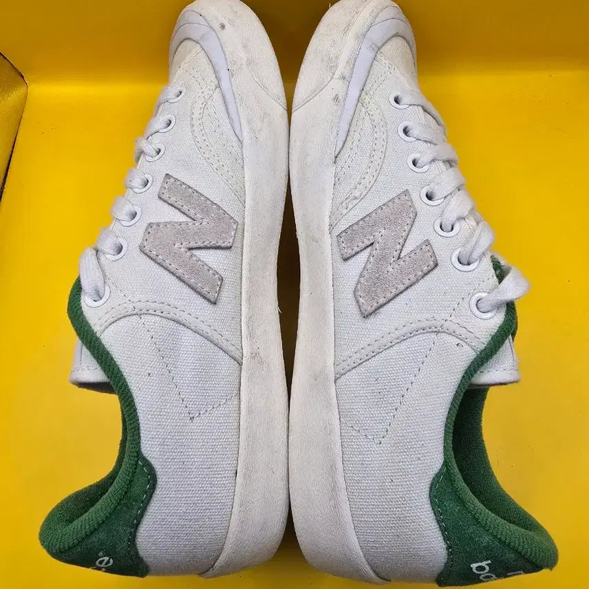 [SOLD OUT] 뉴발란스 프로코트 캐쥬얼화250~255