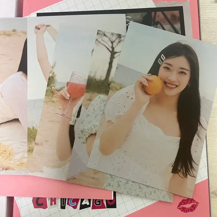 [BUNJANG] STAYC Chicago Photobook / 스테이씨 시카고 포토북 팔아요