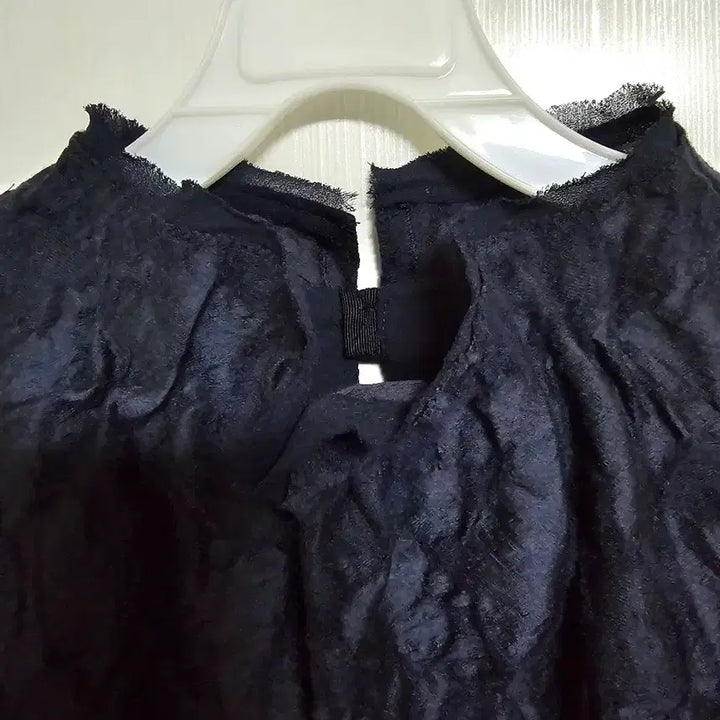[BUNJANG] Mine Navy Blouse / 마인 네이비 블라우스