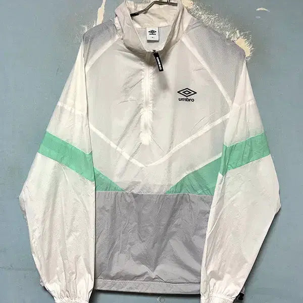 [SOLD OUT] umbro 엄브로 플라이트 립스탑 경량 아노락 여름점퍼 M 95-100