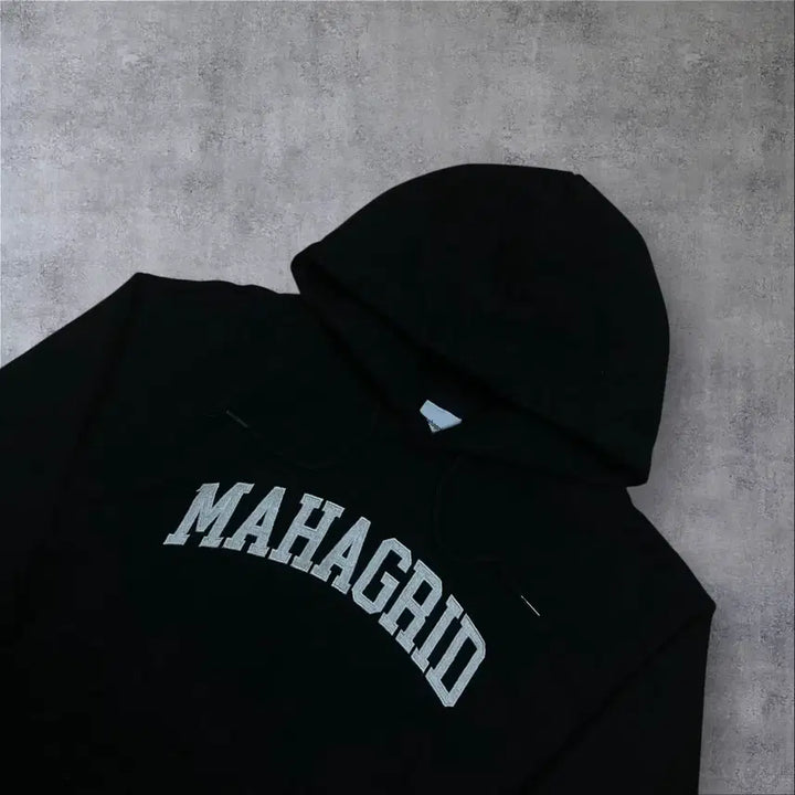 [BUNJANG] Mahagrid Spellout Logo Black Hoodie / 마하그리드 스펠아웃 로고 블랙 후드티