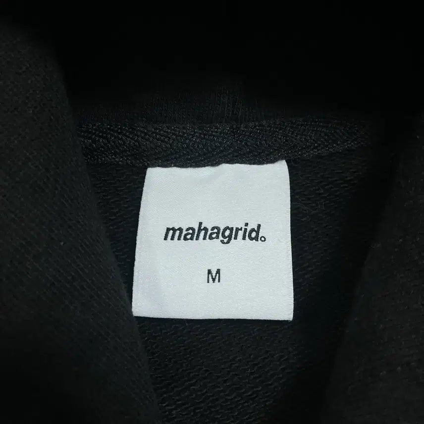 [BUNJANG] Mahagrid Spellout Logo Black Hoodie / 마하그리드 스펠아웃 로고 블랙 후드티